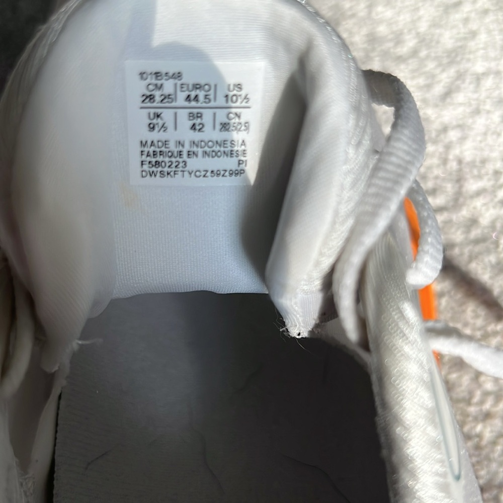 Asics White and Orange Men's Shoes - Picture 5 of 5
